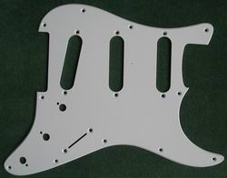  Vrchný kryt. STRAT S,S,S - M 01 WH