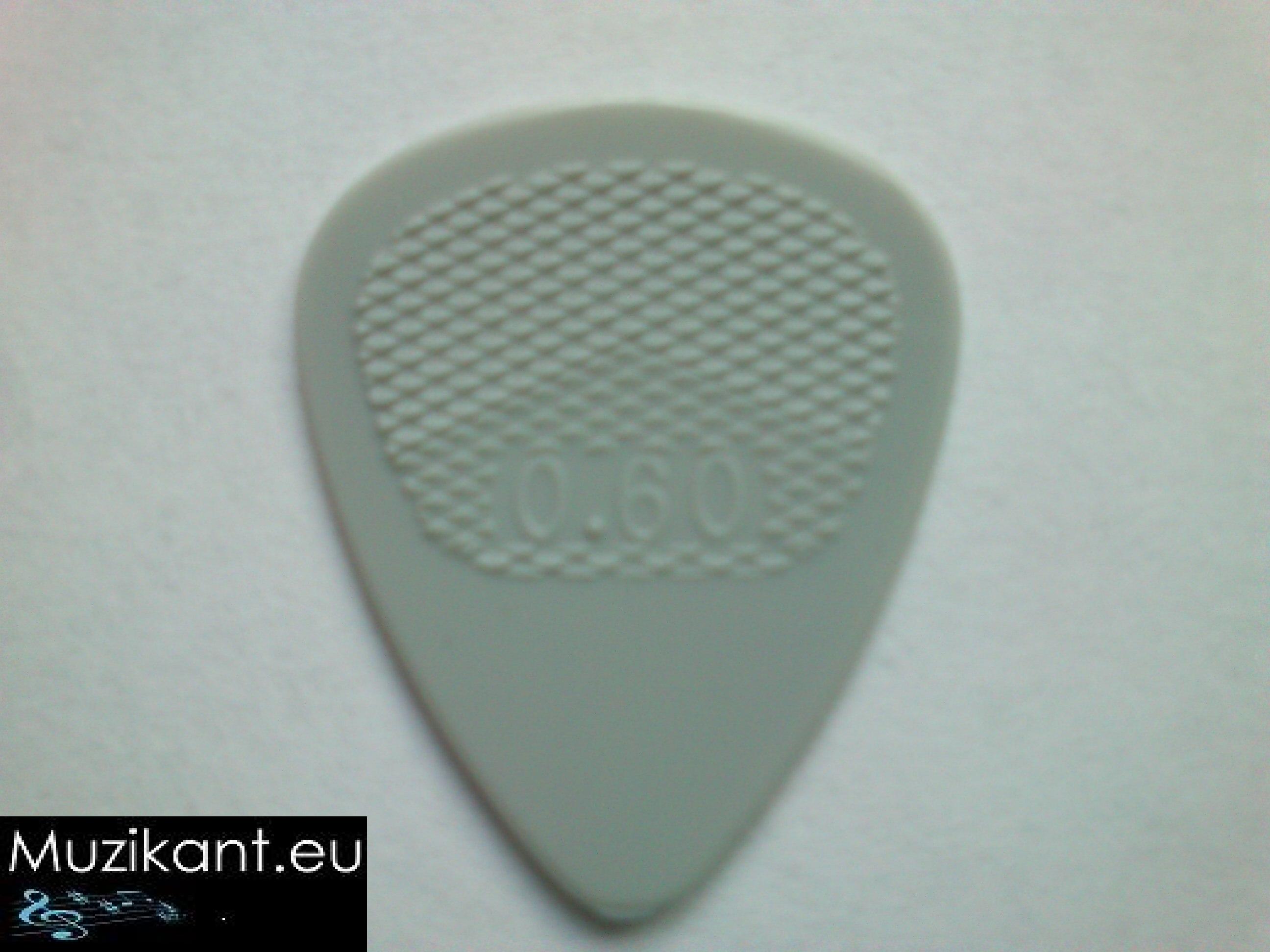 George Dennis Standart 0,60 - plectrum